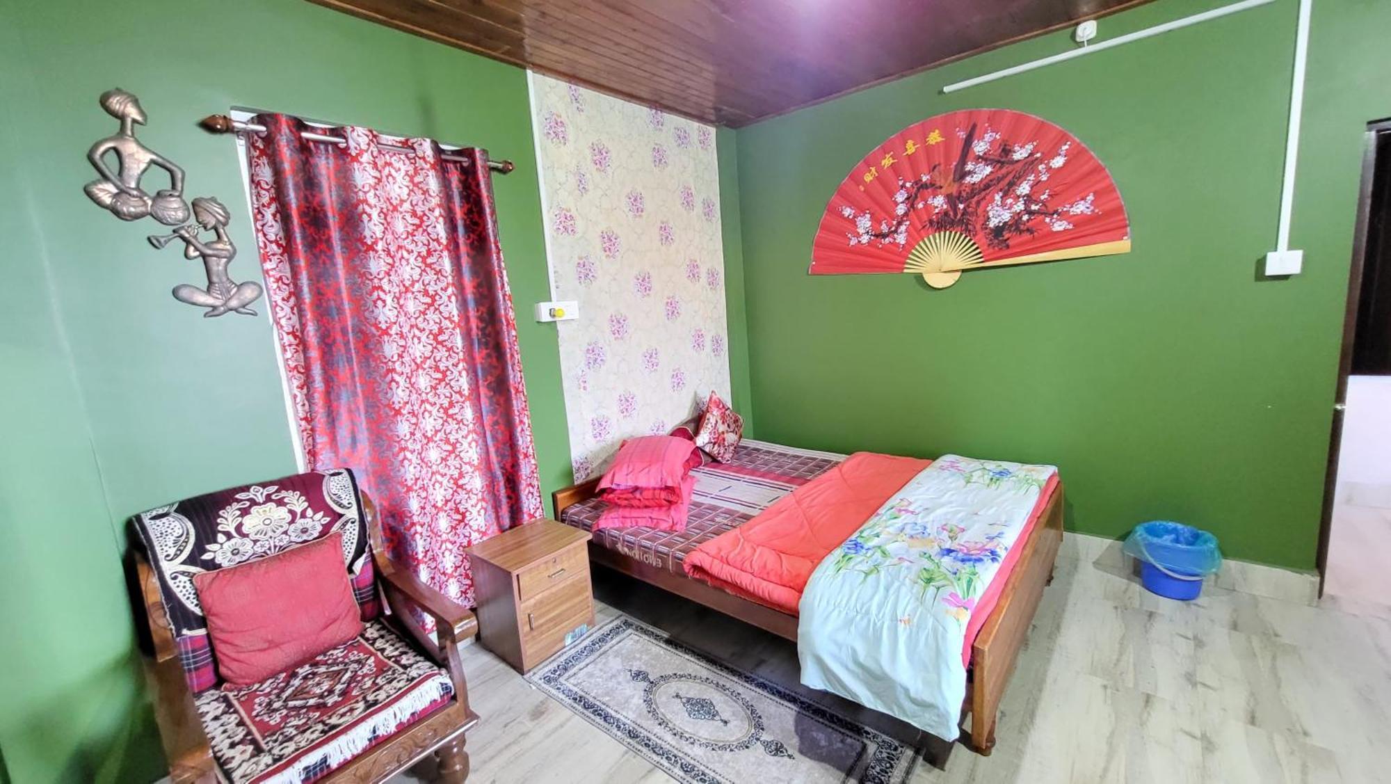 Seven Hills Homestay กาลิมปง ภายนอก รูปภาพ